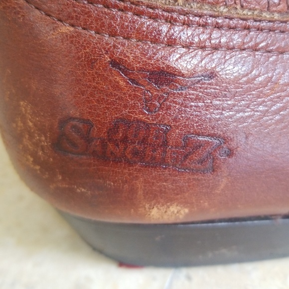 Boots - Picture 3 of 6